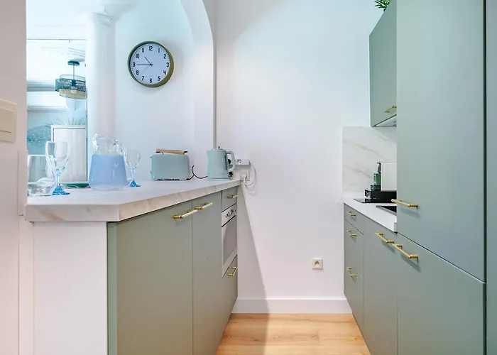 Apartment Jardin Parking Et Clim Nizza